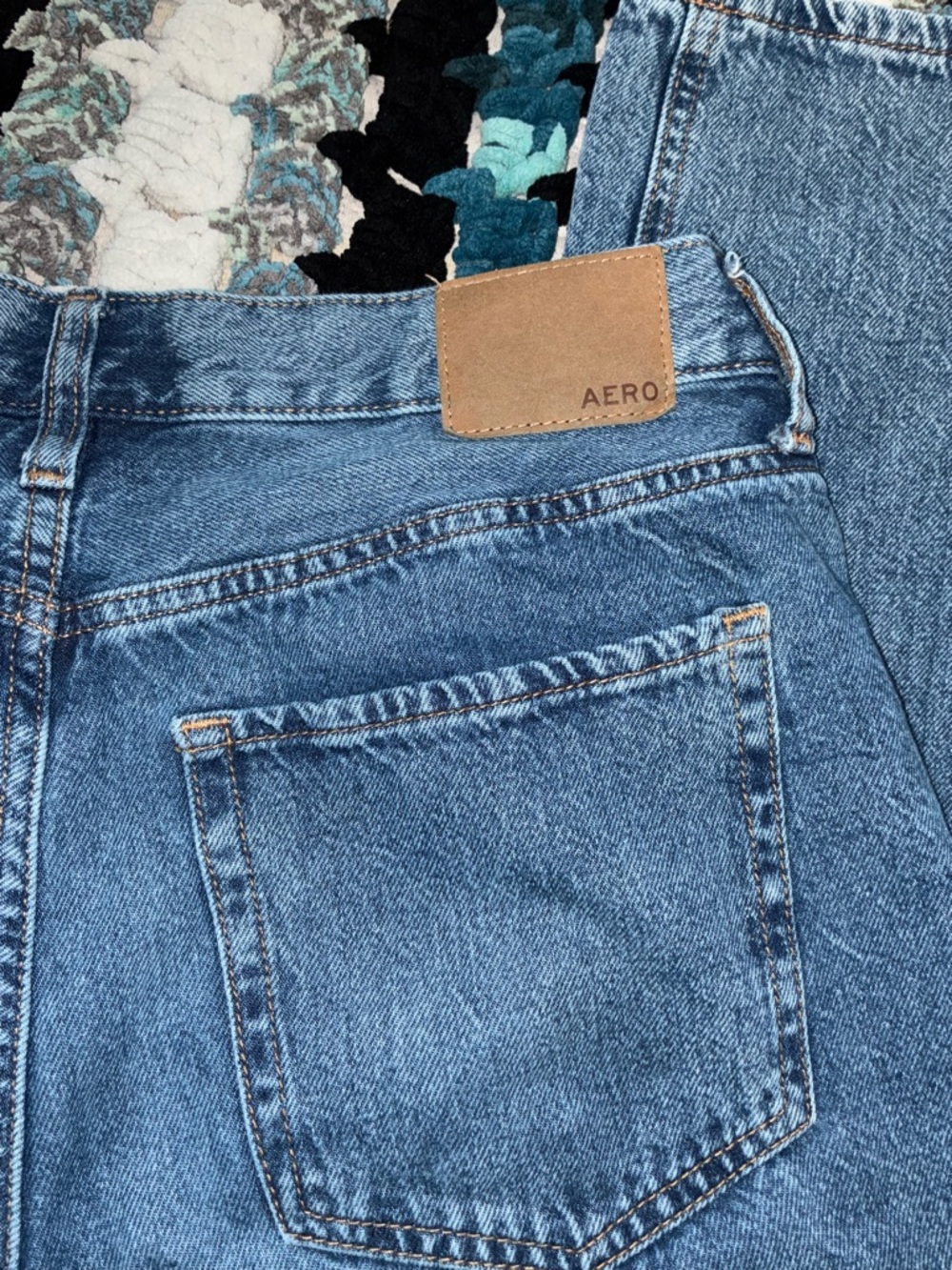 Aeropostale Men's Medium Blue Relaxed Jeans